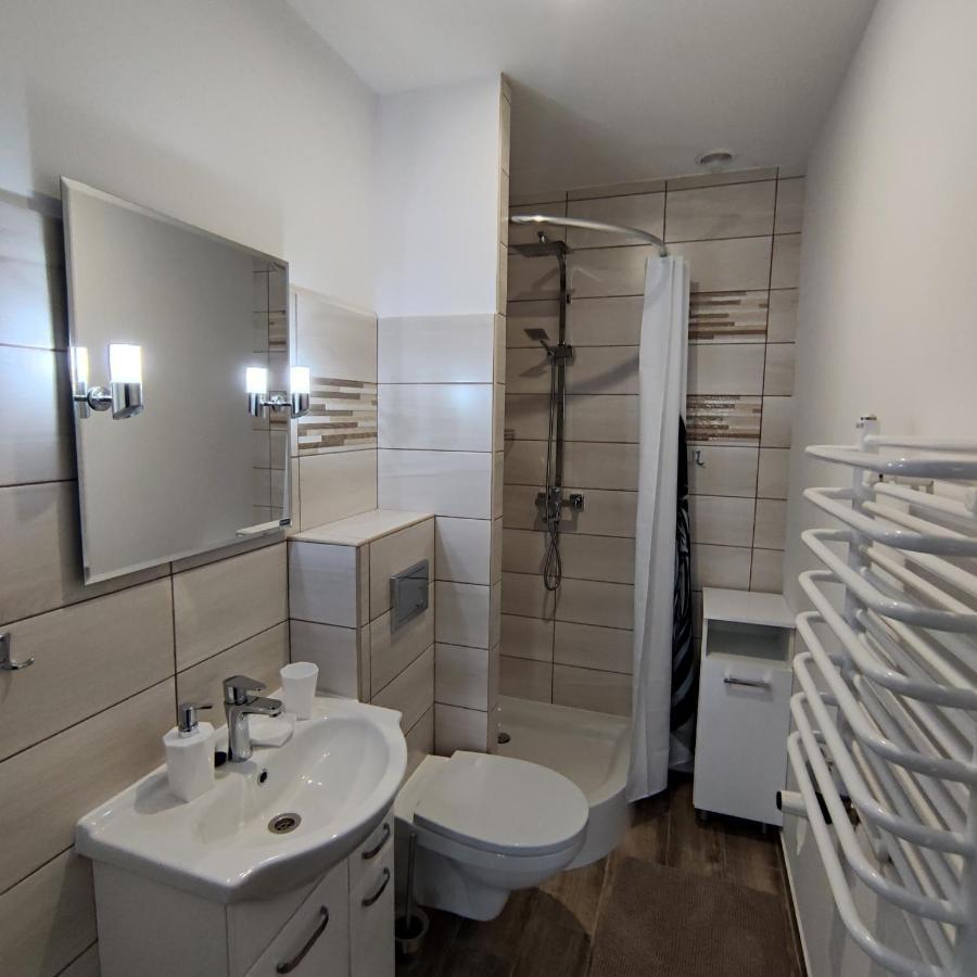 Nad Jeziorem Kochle Pszczew Extérieur photo
